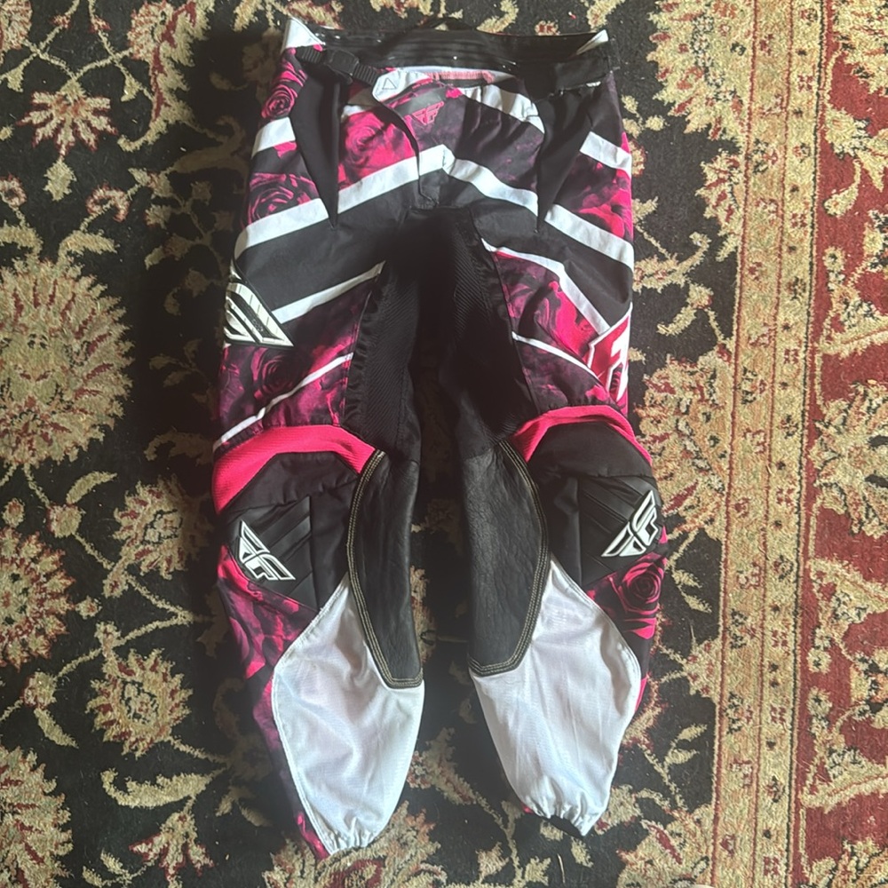 Womens Fly dirt bike pants - Picture 2 of 4